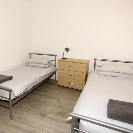 Peter Warehouse Apartman *