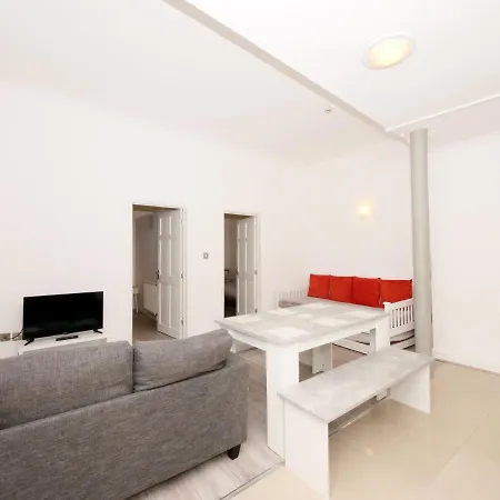 Apartman Peter Warehouse
